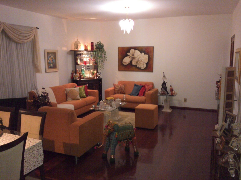 Apartamento à venda com 3 quartos, 155m² - Foto 2