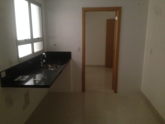 Apartamento à venda com 3 quartos, 200m² - Foto 18