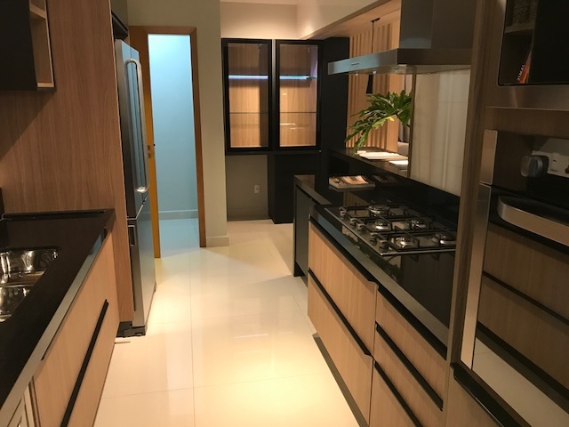 Apartamento à venda com 3 quartos, 195m² - Foto 30