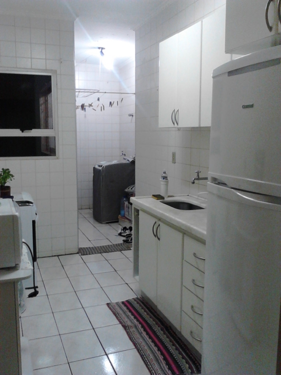 Apartamento à venda com 2 quartos, 62m² - Foto 3