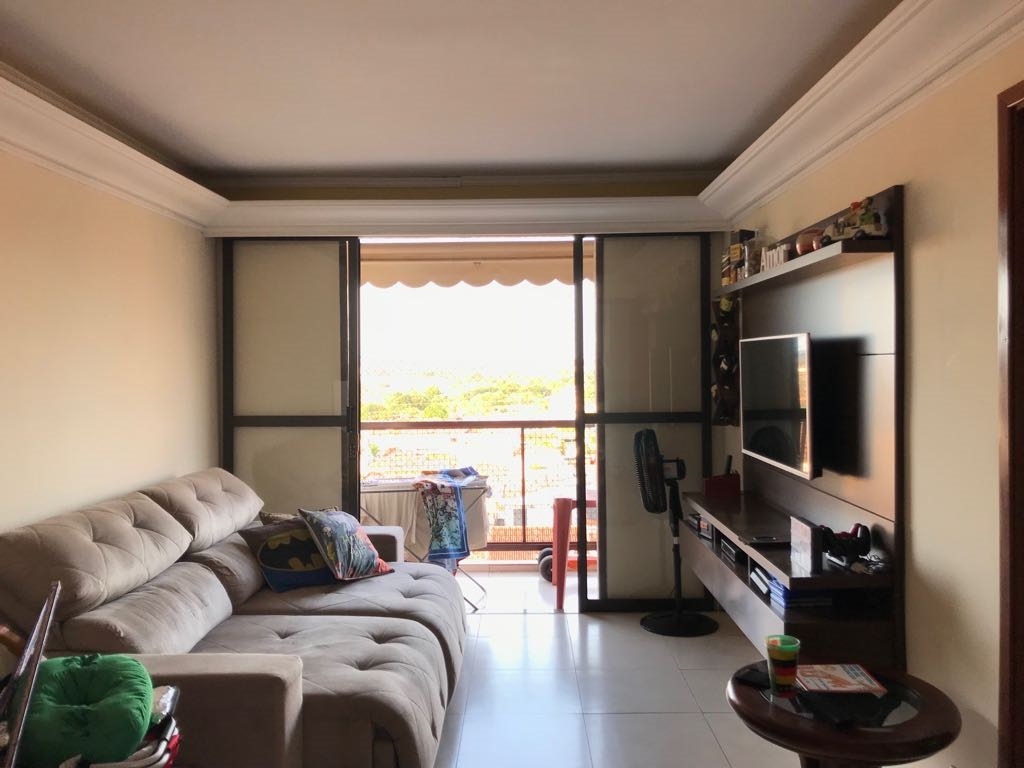 Apartamento à venda com 3 quartos, 68m² - Foto 1