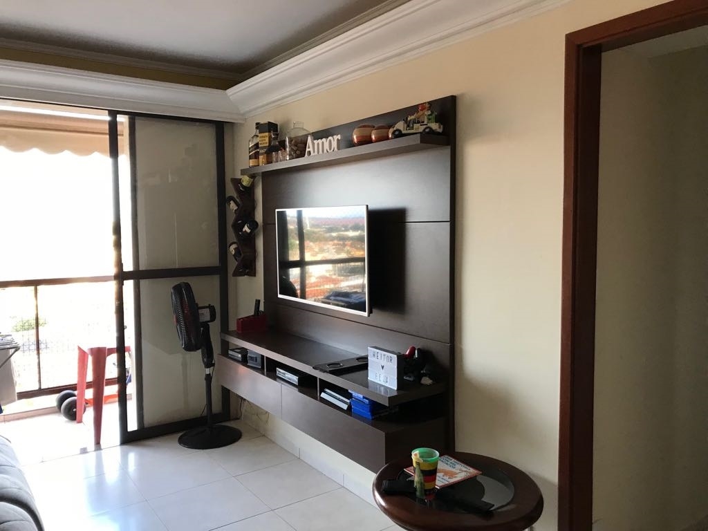 Apartamento à venda com 3 quartos, 68m² - Foto 3