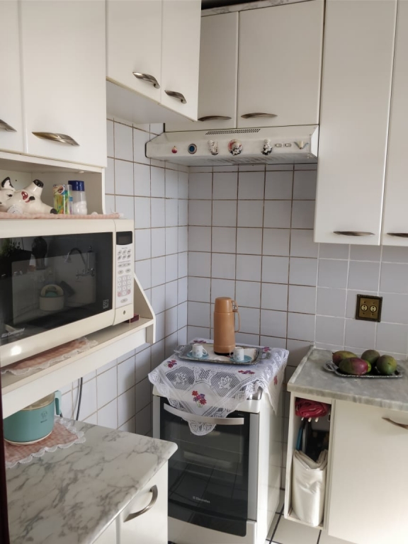 Apartamento à venda com 2 quartos, 60m² - Foto 8