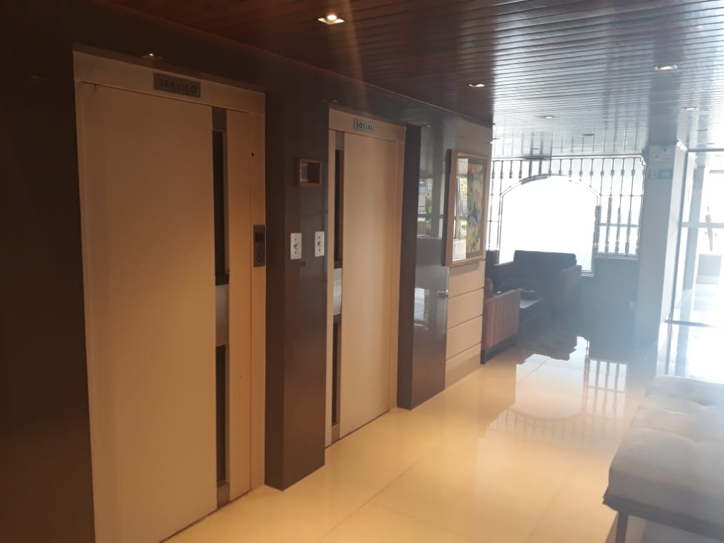 Apartamento à venda com 3 quartos, 100m² - Foto 25