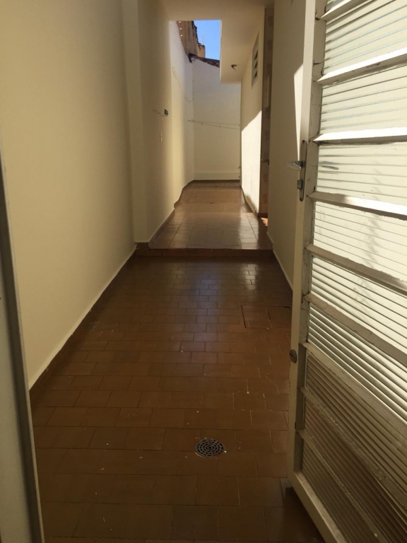 Casa à venda com 3 quartos, 168m² - Foto 4