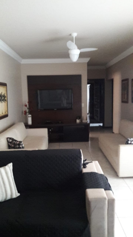 Apartamento à venda com 3 quartos, 183m² - Foto 3