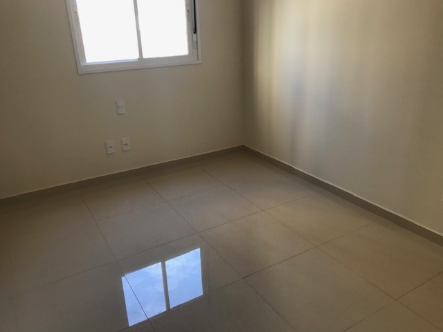 Apartamento à venda com 3 quartos, 135m² - Foto 12