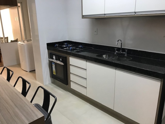 Apartamento à venda com 3 quartos, 107m² - Foto 8