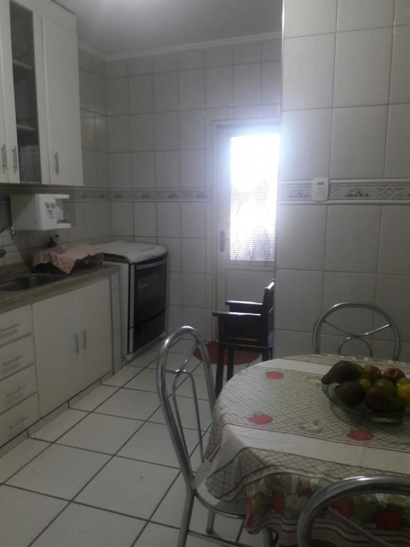 Apartamento à venda com 2 quartos, 87m² - Foto 2