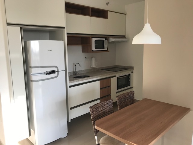 Apartamento à venda com 2 quartos, 58m² - Foto 2