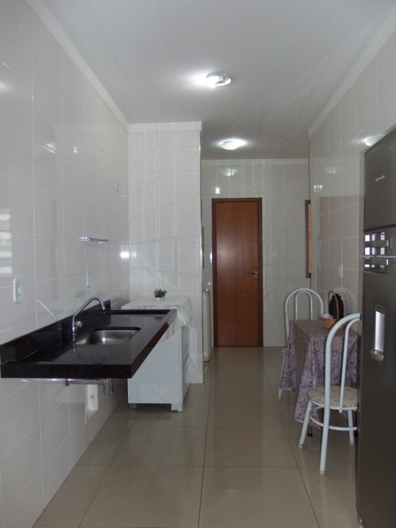 Apartamento à venda com 4 quartos, 220m² - Foto 18