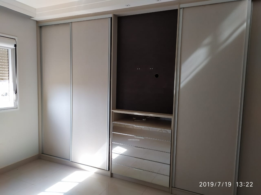 Apartamento à venda com 3 quartos, 179m² - Foto 4