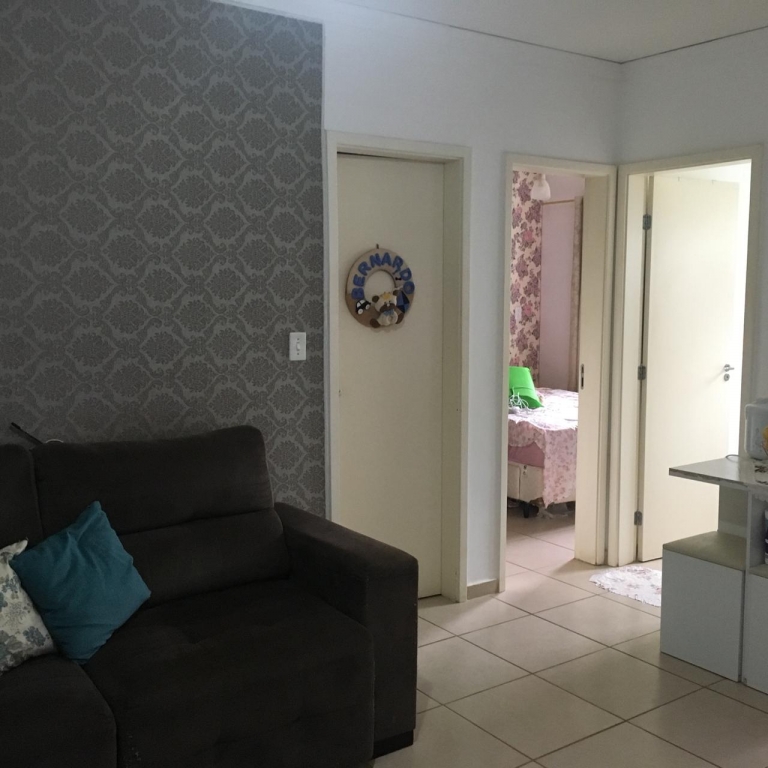 Apartamento à venda com 2 quartos, 45m² - Foto 1