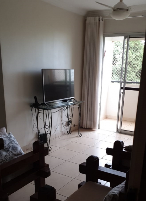 Apartamento à venda com 2 quartos, 69m² - Foto 2