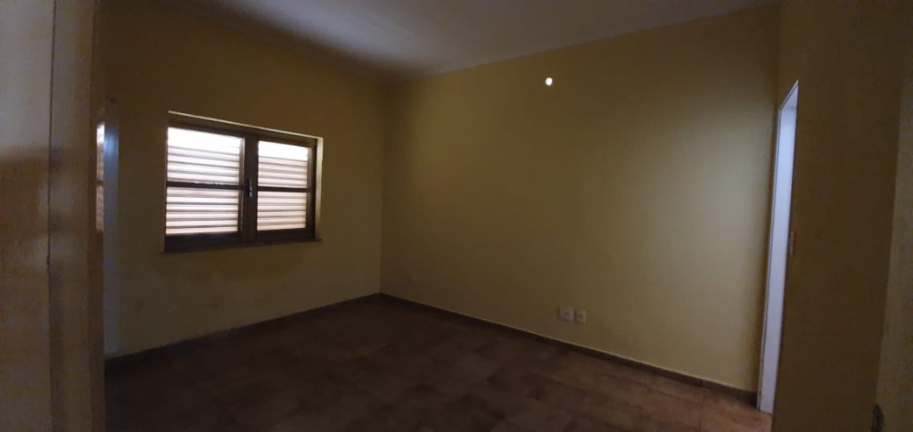 Casa à venda com 4 quartos, 209m² - Foto 5