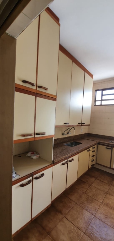 Casa à venda com 4 quartos, 209m² - Foto 6