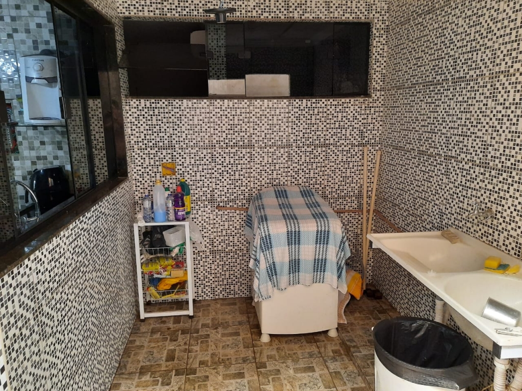 Casa à venda com 2 quartos, 80m² - Foto 7