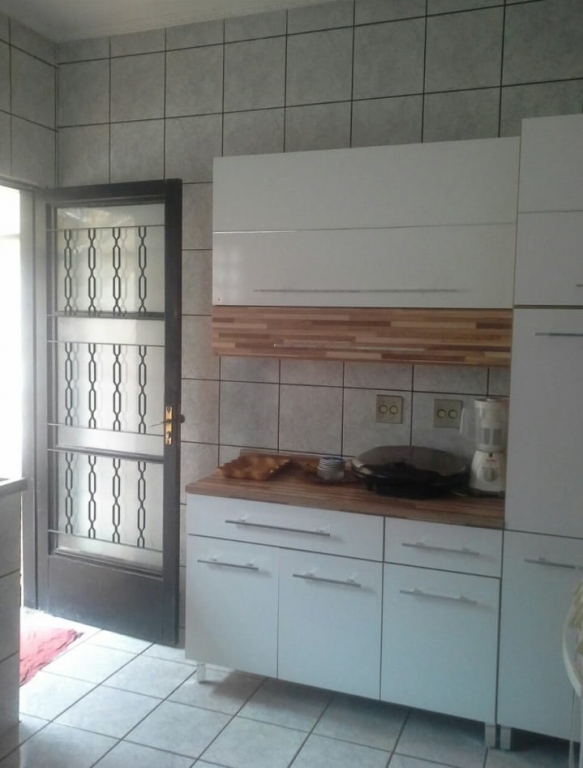 Casa à venda com 3 quartos, 200m² - Foto 8