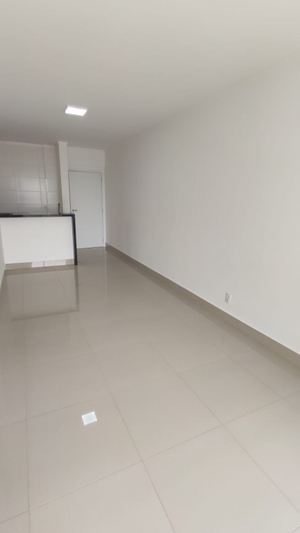 Apartamento à venda com 2 quartos, 67m² - Foto 12