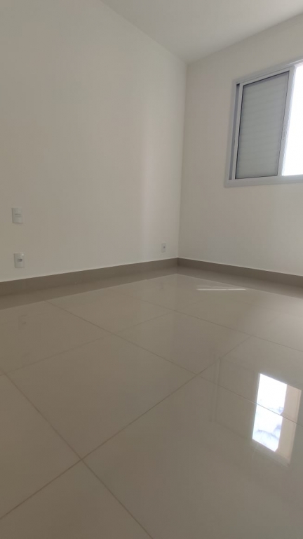 Apartamento à venda com 2 quartos, 67m² - Foto 15