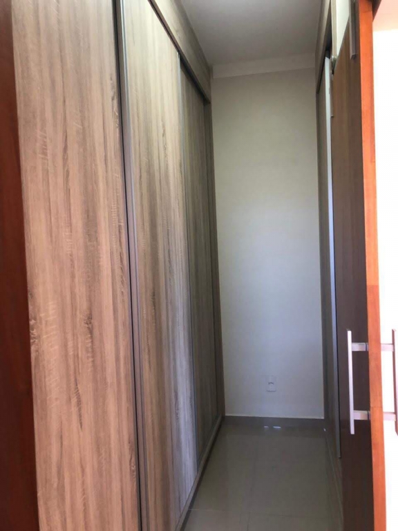 Casa de Condomínio à venda com 3 quartos, 230m² - Foto 25