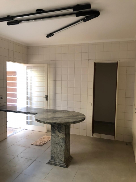 Casa à venda com 3 quartos, 150m² - Foto 10