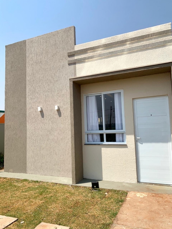 Casa à venda com 2 quartos, 44m² - Foto 2