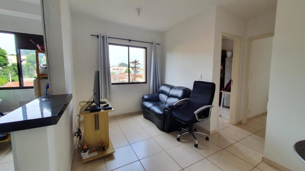 Apartamento à venda com 2 quartos, 47m² - Foto 1