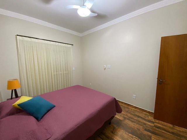 Casa de Condomínio à venda com 3 quartos, 420m² - Foto 8