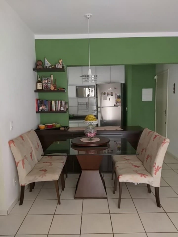 Apartamento à venda com 2 quartos, 67m² - Foto 4