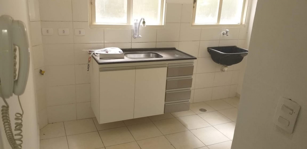 Apartamento à venda com 2 quartos, 45m² - Foto 11