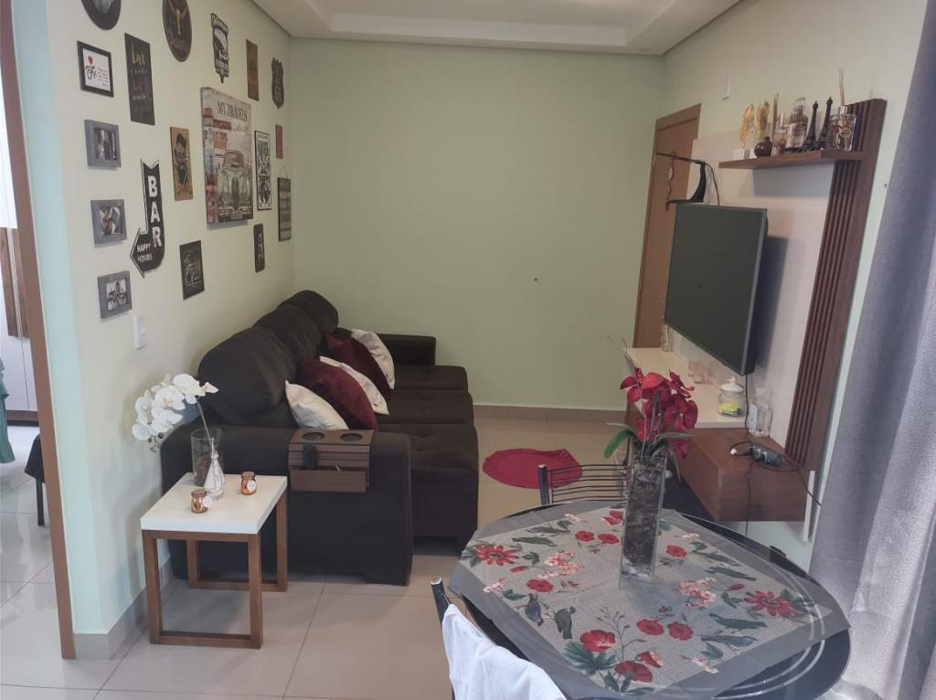 Apartamento à venda com 2 quartos, 41m² - Foto 2