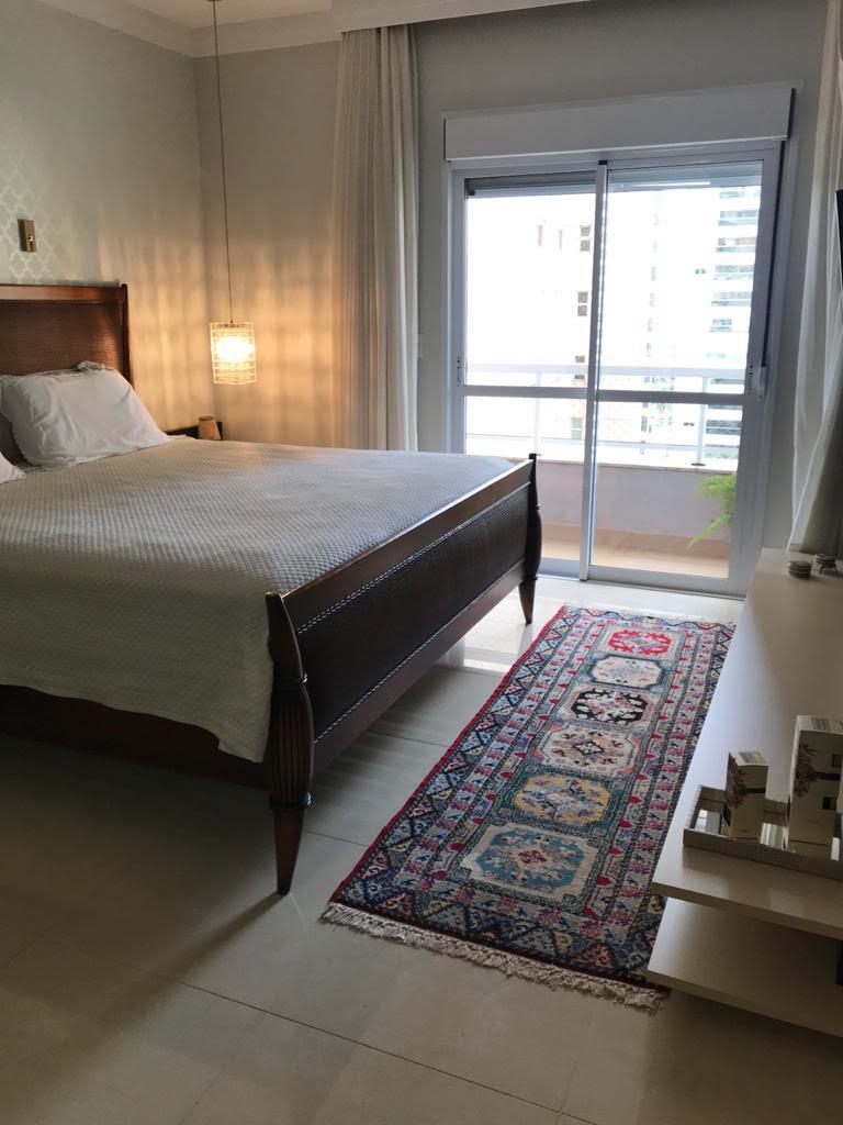 Apartamento à venda com 4 quartos, 302m² - Foto 8