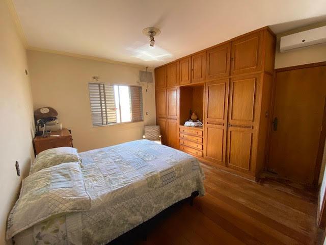 Casa à venda com 4 quartos, 690m² - Foto 23