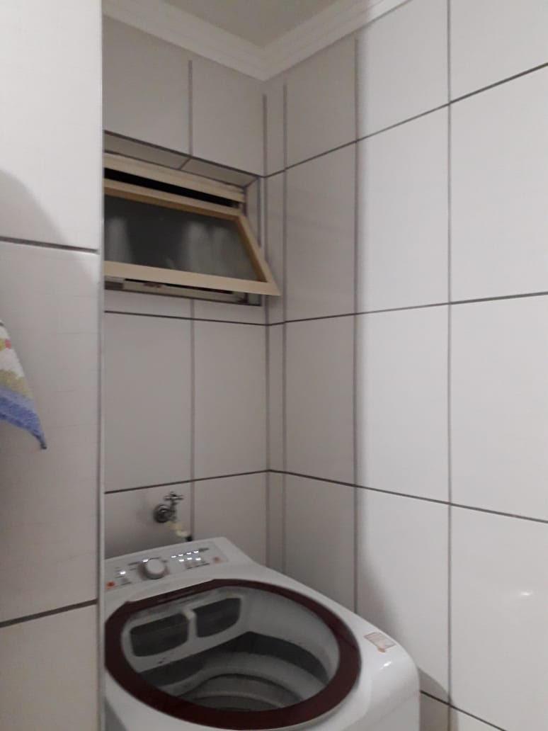 Apartamento à venda com 2 quartos, 45m² - Foto 2