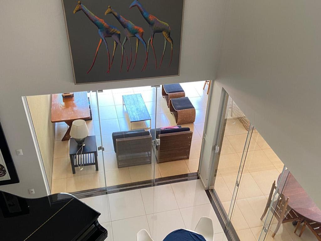 Casa de Condomínio à venda com 3 quartos, 272m² - Foto 18