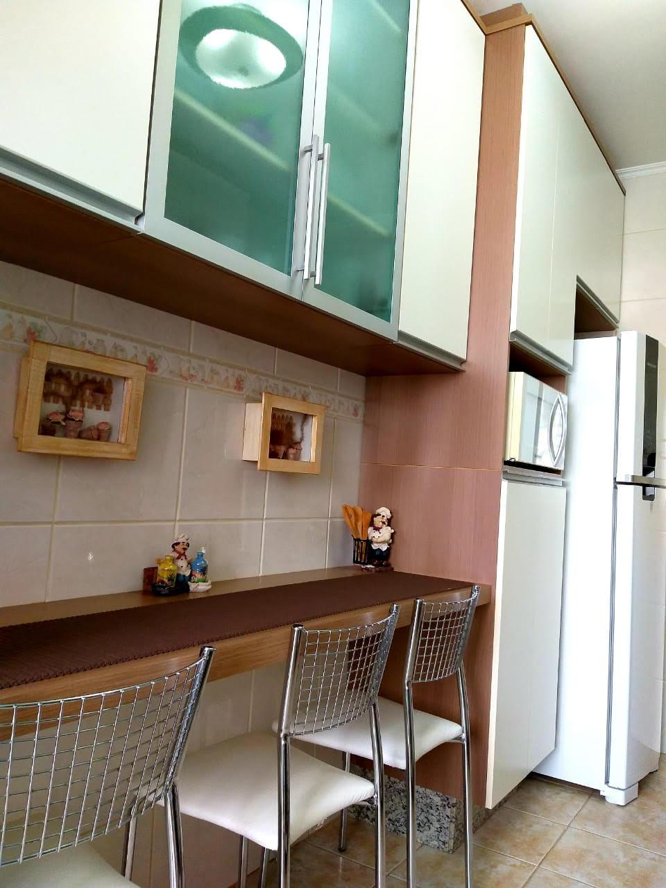 Apartamento à venda com 2 quartos, 76m² - Foto 11