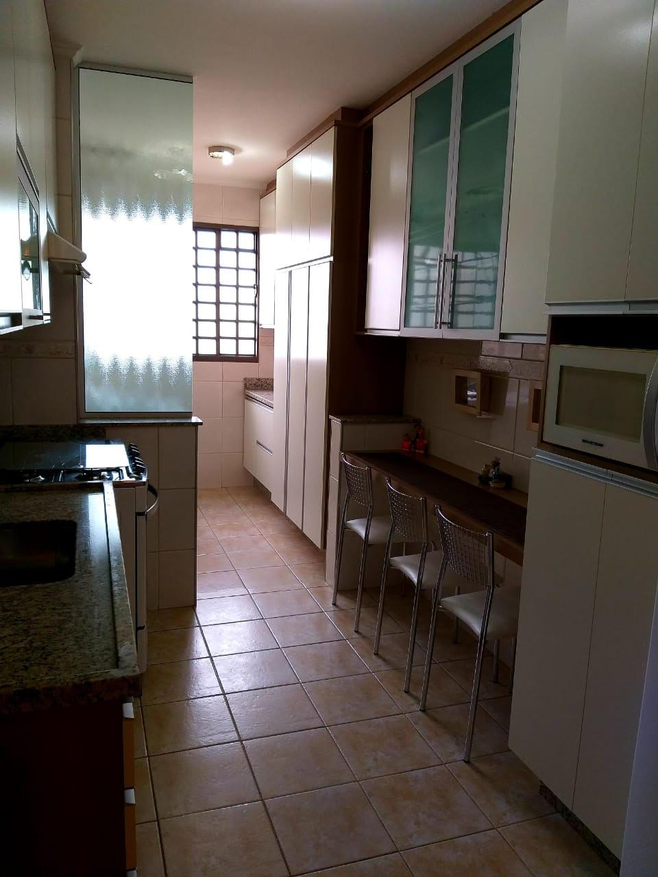 Apartamento à venda com 2 quartos, 76m² - Foto 19