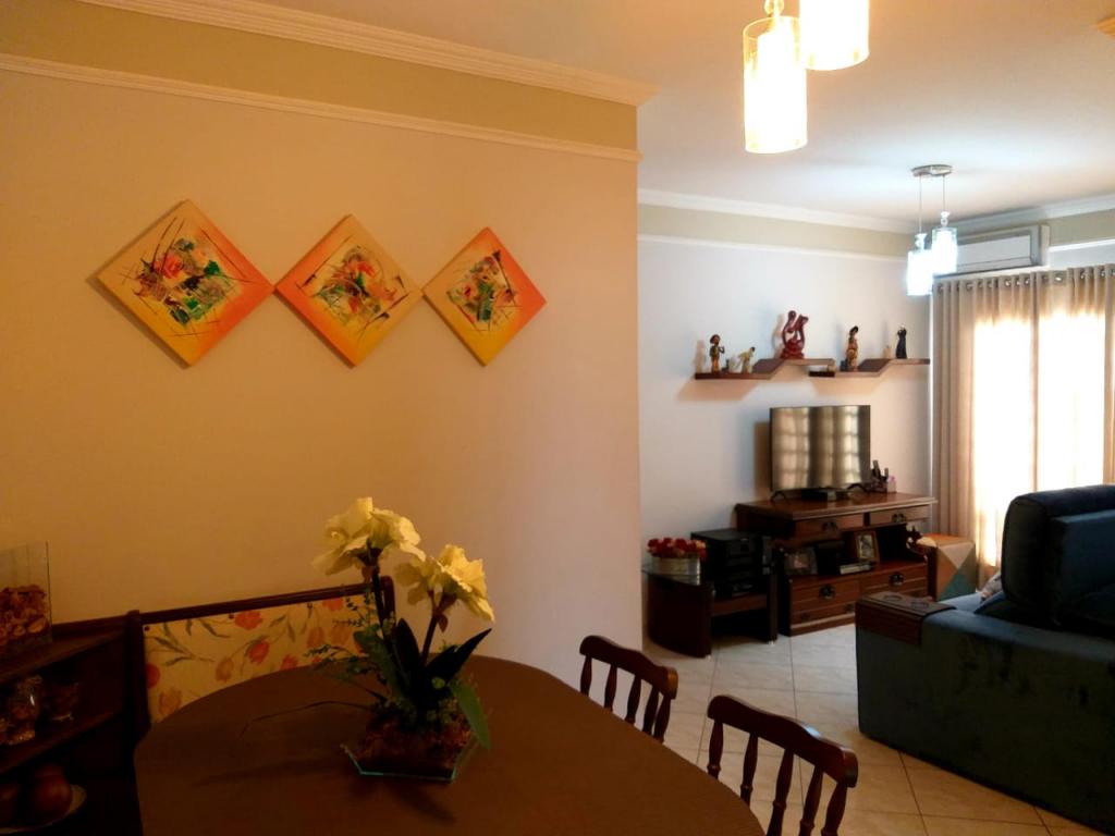 Apartamento à venda com 2 quartos, 76m² - Foto 35