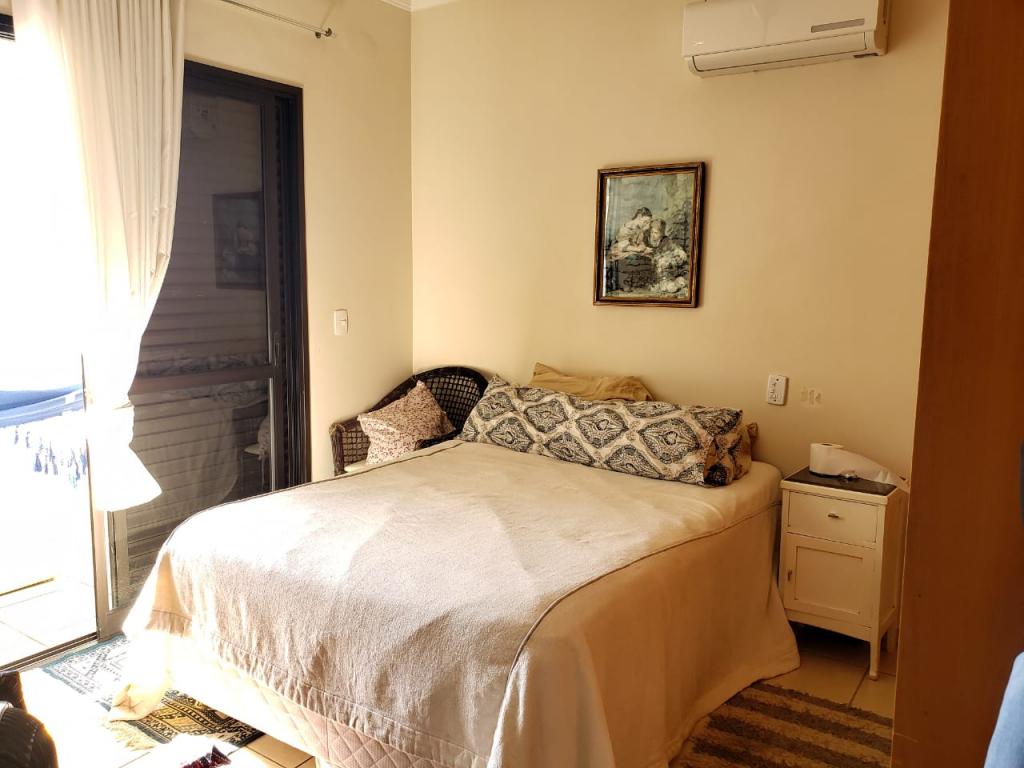 Apartamento à venda com 4 quartos, 150m² - Foto 8