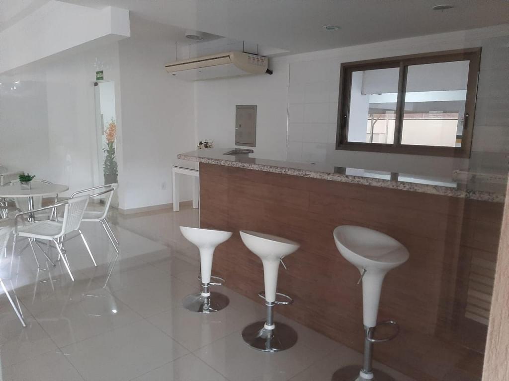 Apartamento à venda com 3 quartos, 128m² - Foto 9