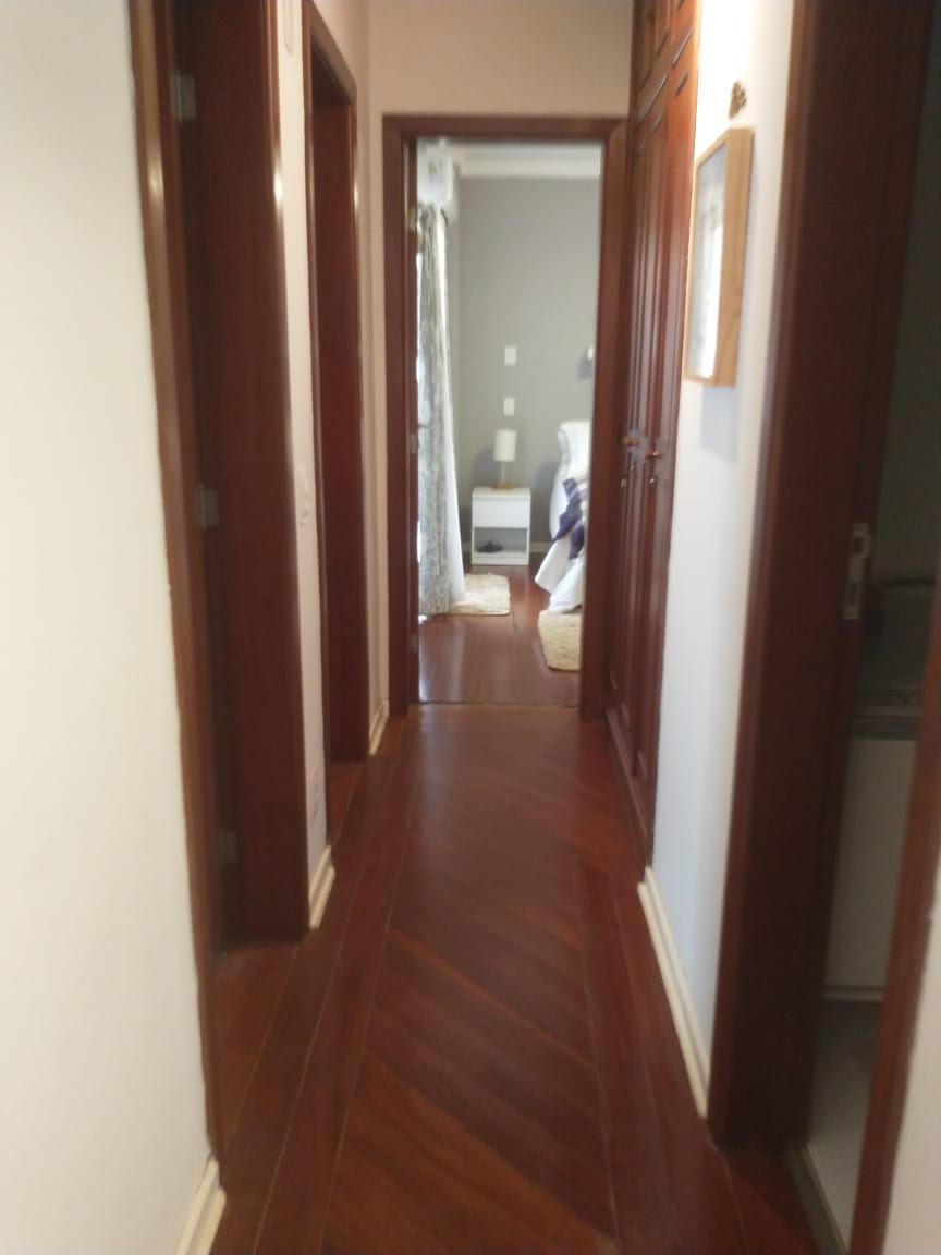 Apartamento à venda com 3 quartos, 122m² - Foto 19