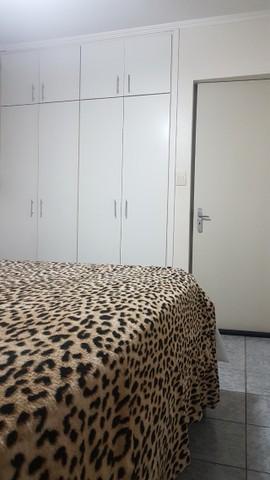 Apartamento à venda com 3 quartos, 66m² - Foto 2