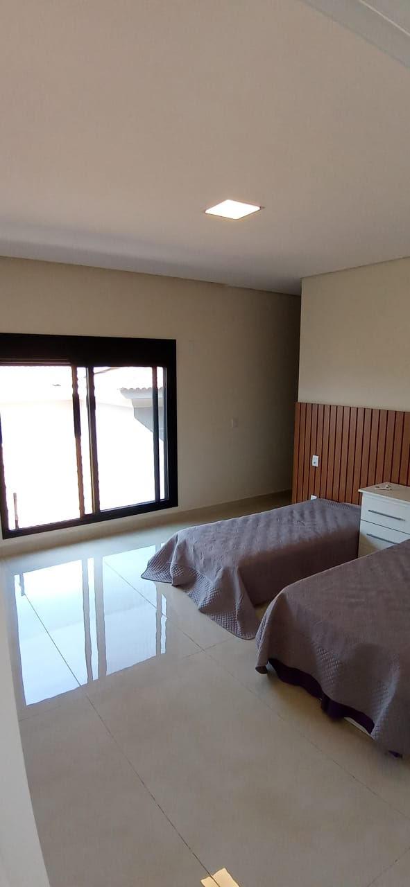 Casa de Condomínio à venda com 4 quartos, 500m² - Foto 17