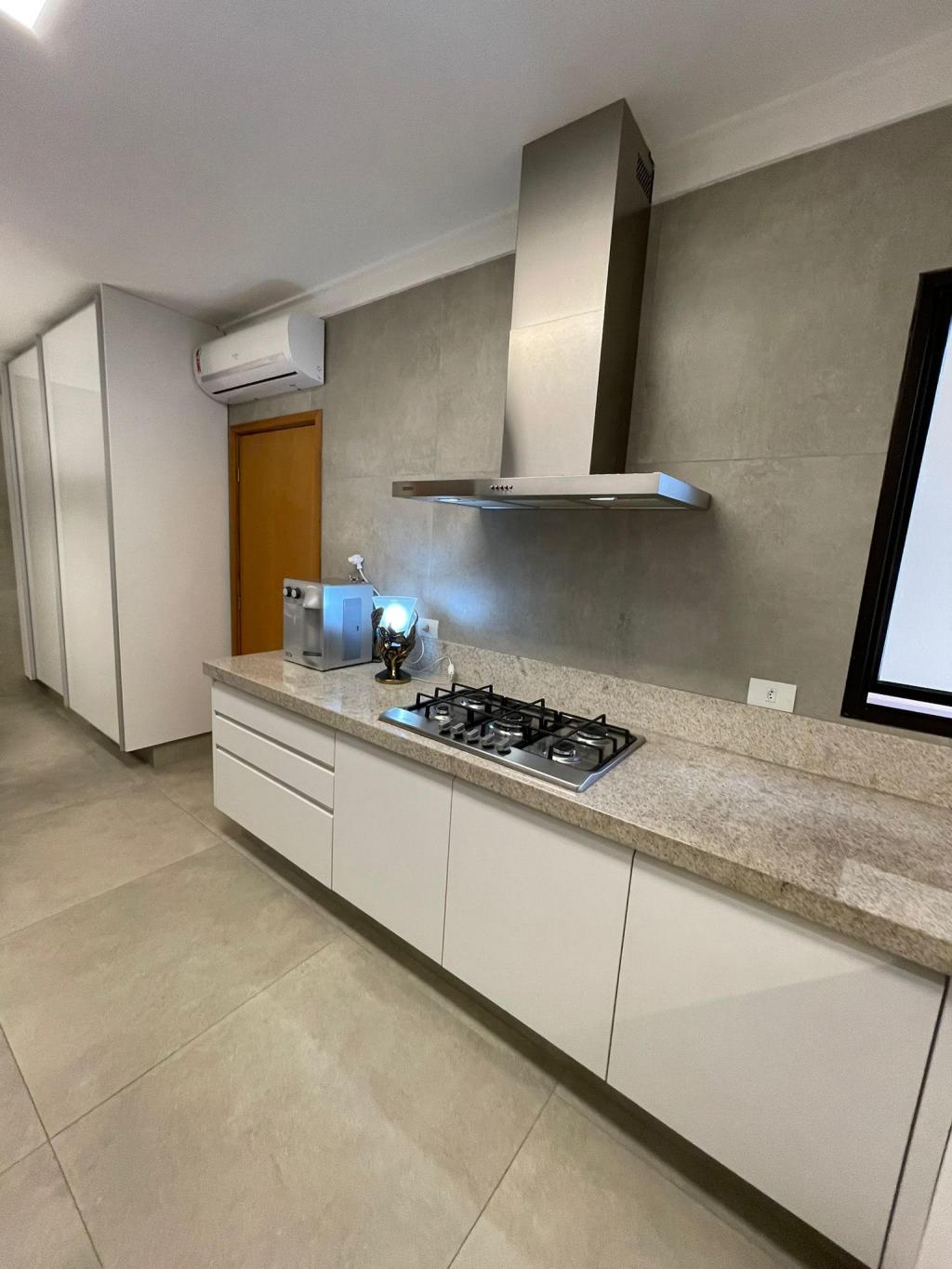 Apartamento à venda com 3 quartos, 177m² - Foto 13