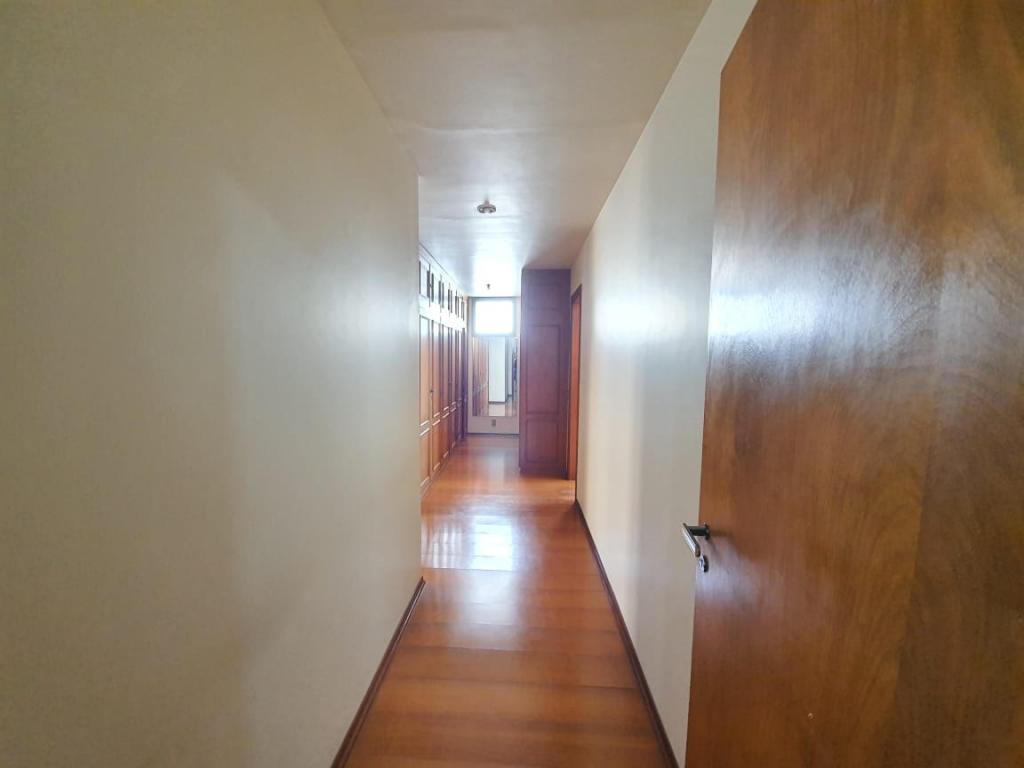 Apartamento à venda com 4 quartos, 360m² - Foto 7