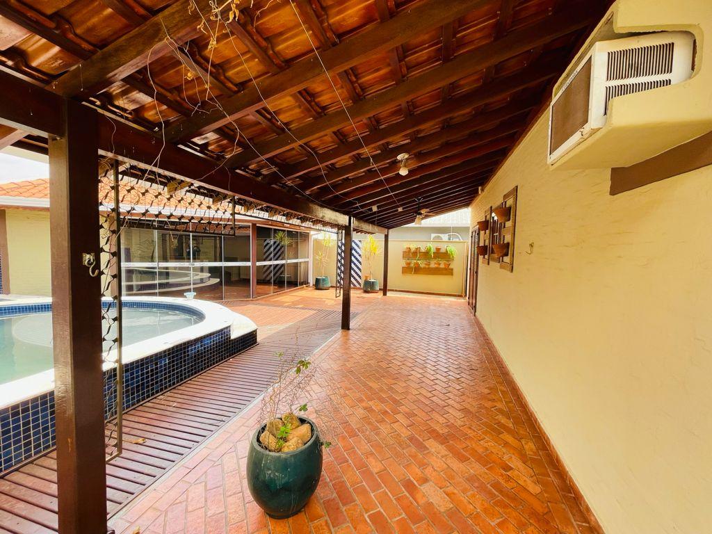 Casa de Condomínio à venda com 3 quartos, 244m² - Foto 13