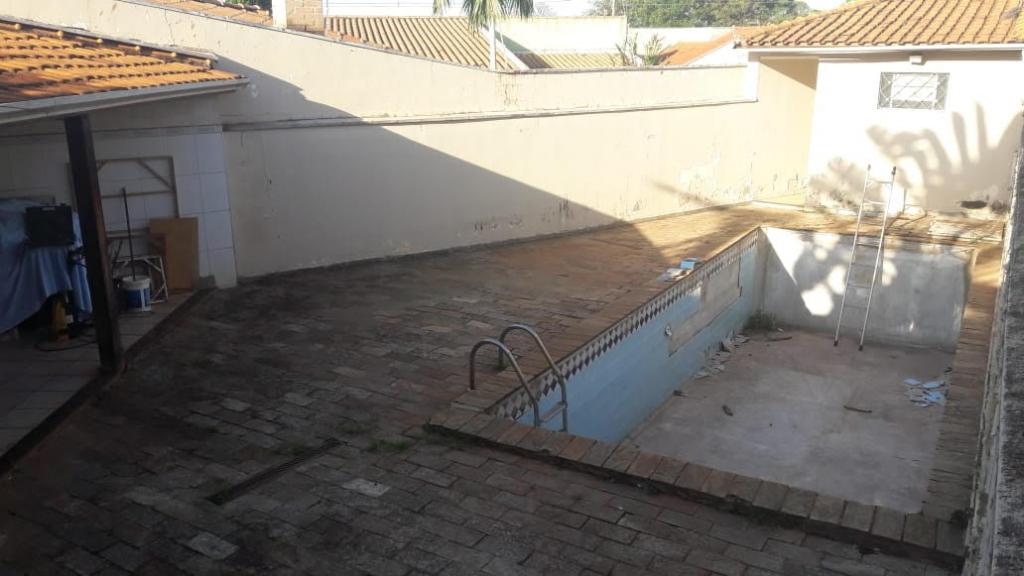 Casa à venda com 3 quartos, 380m² - Foto 19