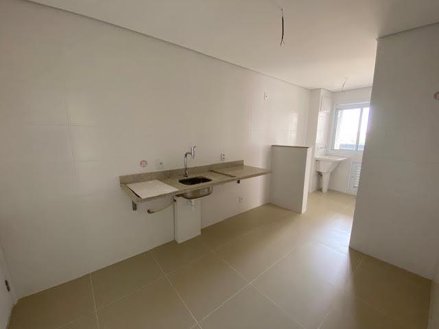 Apartamento à venda com 3 quartos, 127m² - Foto 13