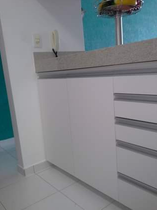 Apartamento à venda com 1 quarto, 60m² - Foto 2